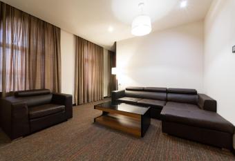 Bass Boutique Hotel has Smoking/Balcony rooms