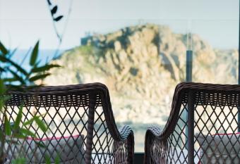 Hostal Sa Malica has Balcony rooms