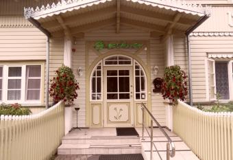 Villa Johanna Guesthouse has Balcony rooms