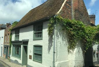 The Tea House allows 18 year olds to book a room