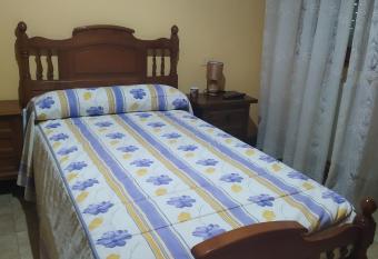 Pensi  n - Restaurante VILABOA has Smoking/Balcony rooms