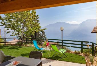 Casa Vacanze Marisol has Balcony rooms