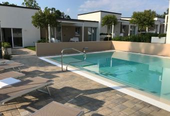 Aurora ApartHotel allows 18 year olds to book a room