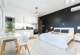 Boutique Studios near Airport has Balcony rooms