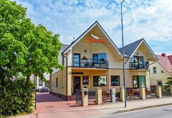 Vila Levita allows 18 year olds to book a room