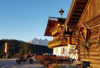 Fr  hst  ckspension Bachseitenhof has Balcony rooms