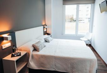 Pensi  n R  a Peregrino has Balcony rooms