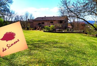 Da Simone podere santi Lucia e Pietro has Balcony rooms