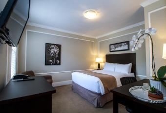 Regent Hotel Revelstoke allows 18 year olds to book a room