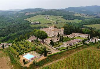 Castello Di Meleto has Balcony rooms