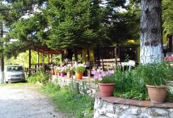 Guesthouse Alberti Llogara has Balcony rooms