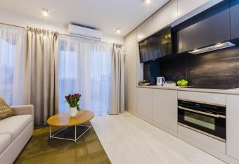 Zigzak Apartments Superior 9B allows 18 year olds to book a room