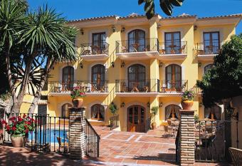 Hotel Restaurante La Masieta has Balcony rooms