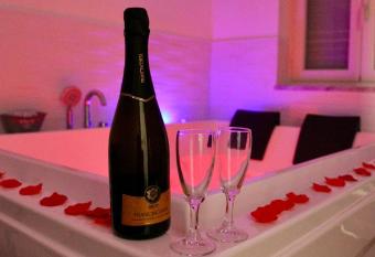 Andolfi 24 Rooms has Balcony rooms