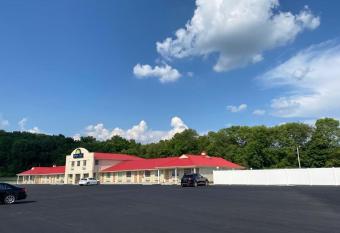 Huntington Inn allows 18 year olds to book a room