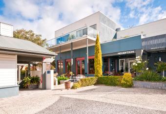 Captain s at the Bay has Balcony rooms