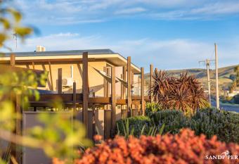 Sandpiper Motel Apollo Bay has Balcony rooms