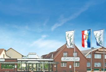 Hotel-Caf   Kampe allows 18 year olds to book a room