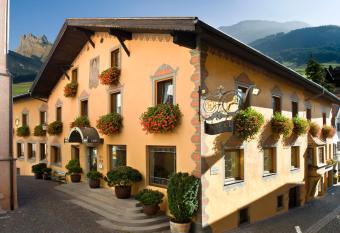 Hotel Cavallino D Oro Bed&Breakfast has Balcony rooms