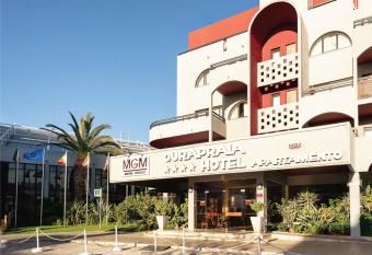 Muthu Oura Praia Hotel has Balcony rooms