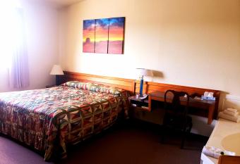 Grand Staircase Inn allows 18 year olds to book a room