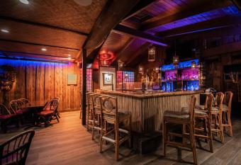 Golden Host Resort Sarasota has Balcony rooms