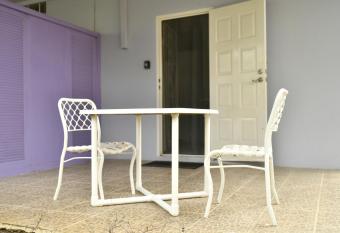 BLR Beach Villa Apartments has Balcony rooms