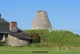 Moulin de la Placette has Balcony rooms