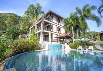 Kamala Villa Hill has Balcony rooms