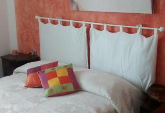 Ca del nono allows 18 year olds to book a room