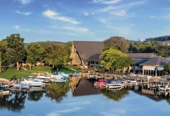 The Abbey Resort has Balcony rooms