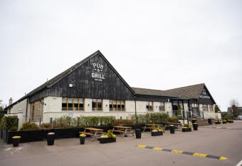 Wellington Hotel by Greene King Inns allows 18 year olds to book a room