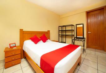 OYO Promenade allows 18 year olds to book a room