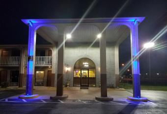 Americas Best Value Inn - Somerset has Smoking rooms