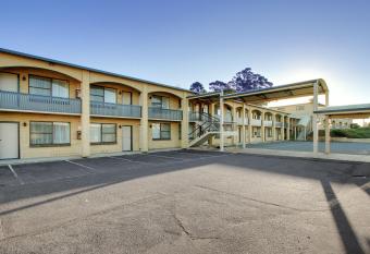 Tamar River Villas has Balcony rooms
