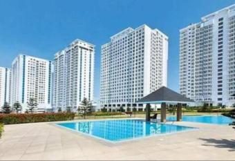 Elizabeth 1830 @ Wind Residences has Balcony rooms