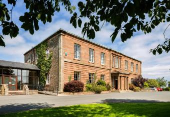 The Greenhill Hotel allows 18 year olds to book a room