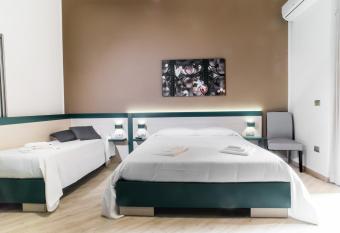 Guesthouse Lago di Nicito allows 18 year olds to book a room