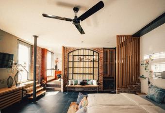 36 Ph   C   Hotel & Suites has Balcony rooms