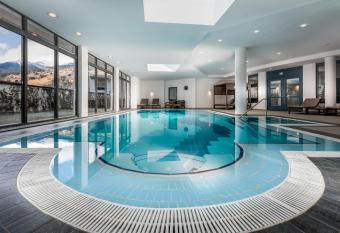 Anett hotel has Balcony rooms