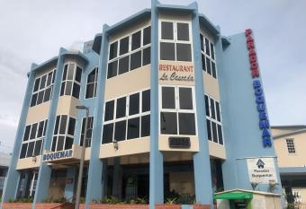 Parador Boquemar has Balcony rooms