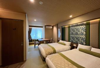 Marukyoo allows 18 year olds to book a room