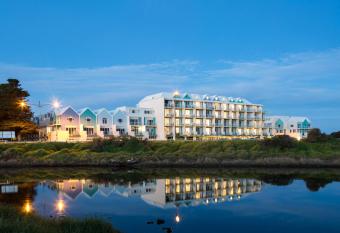 Lady Bay Resort has Balcony rooms