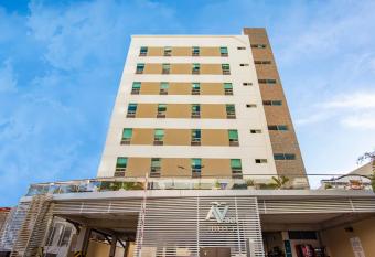 Hotel Ave Inn allows 18 year olds to book a room