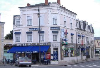 Hotel de la gare allows 18 year olds to book a room