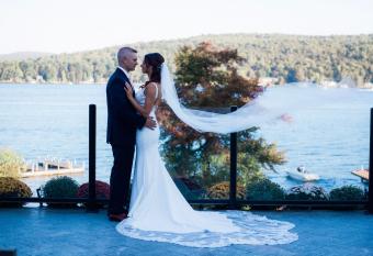 The Lodges at Cresthaven has Balcony rooms