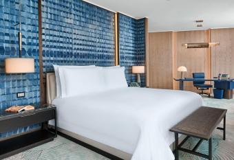 City of Dreams Macau - N  wa Macau allows 18 year olds to book a room