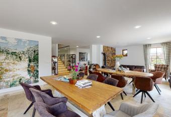 Vila Zvonica has Balcony rooms