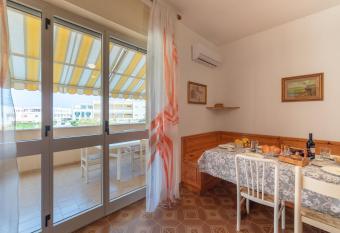 Casa vacanze Beatrice in Salento has Balcony rooms