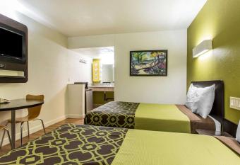 Rodeway Inn Downtown Hanford allows 18 year olds to book a room